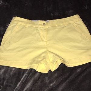 Southern Tide Sz 10 Leah Shorts Yellow - Like New